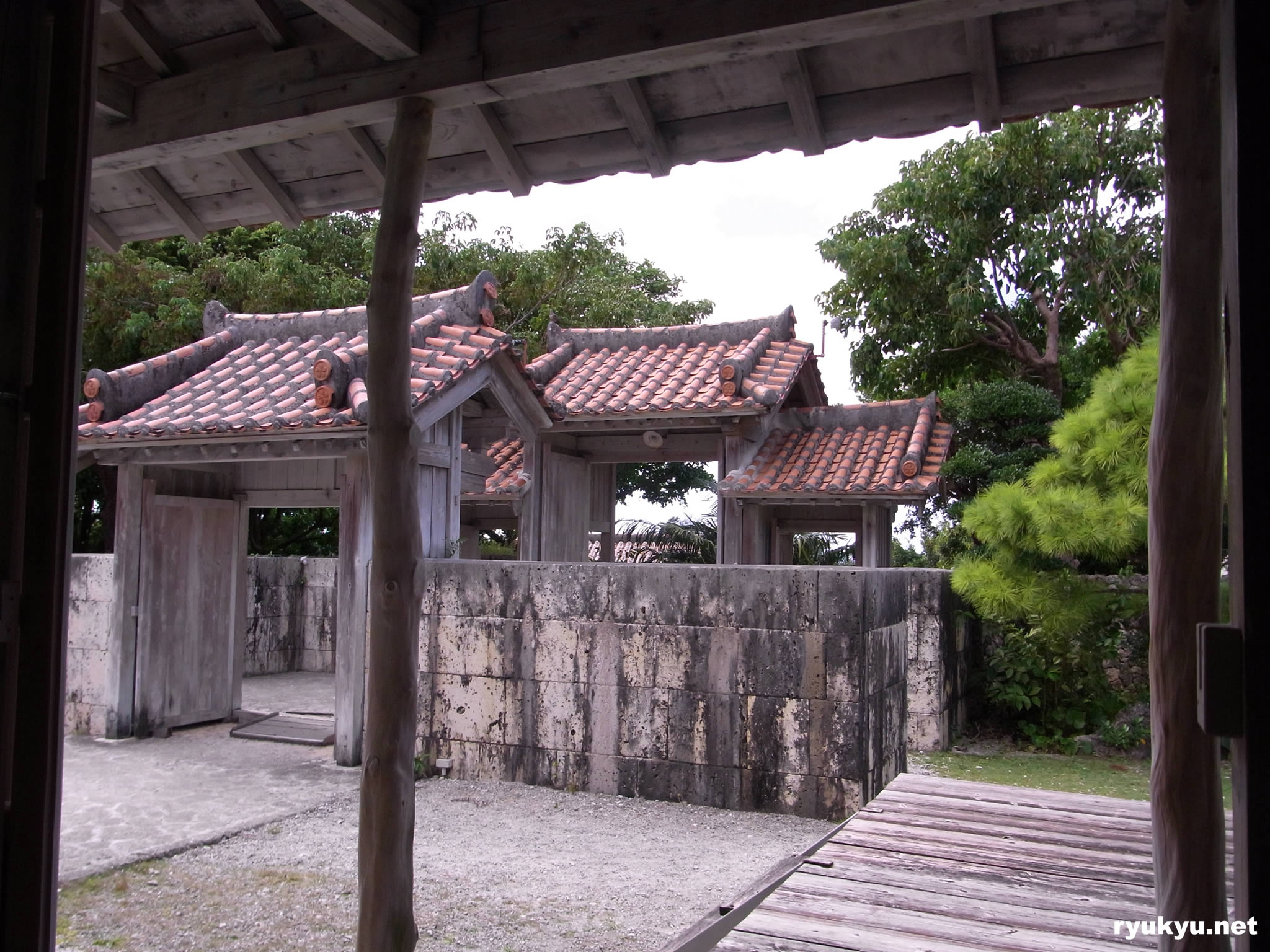 琉球武家屋敷 謝名亭